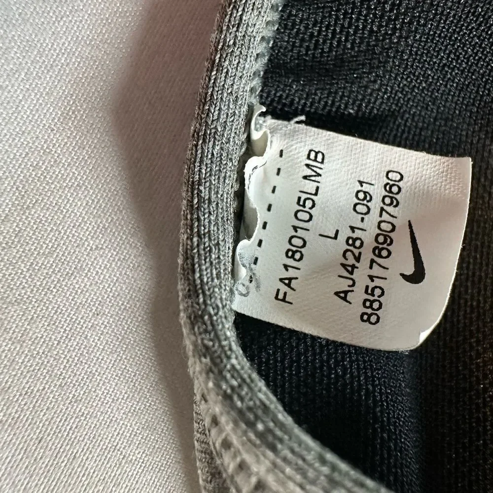 EUC NIKE Women’s Gray/Black Just Do It Sports Bra Athletic- Size Large